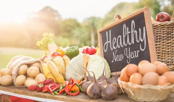 Gezond nieuwjaar tegen groenten — Stockfoto