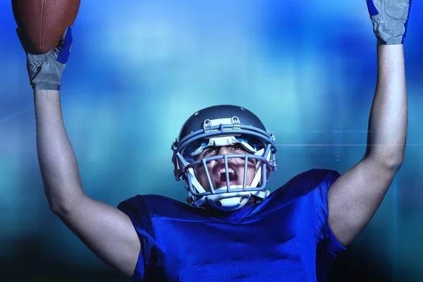 American Football Spieler in Uniform jubelt — Stockfoto