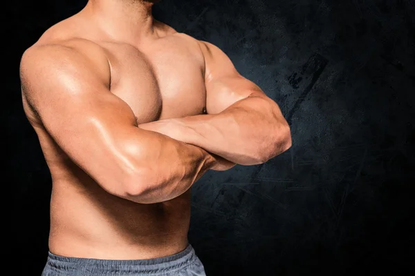 Mid sectie van een bodybuilder man — Stockfoto