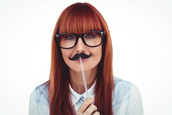 Porträt einer Hipster-Frau mit Schnurrbart — Stockfoto