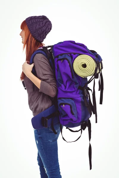 Seitenansicht einer Hipster-Frau mit Reisetasche — Stockfoto