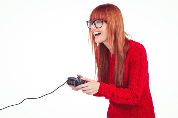 Sorridente hipster donna che gioca ai videogiochi — Foto Stock