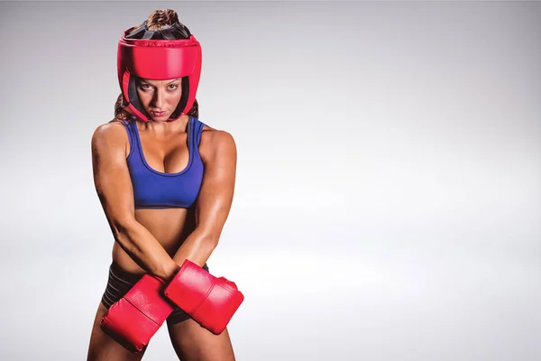 Portrait of fit female boxer — Stock Photo, Image