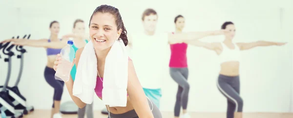 Fit woman with water — Stock Photo, Image