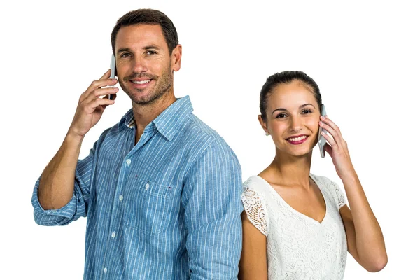 Retrato de pareja en llamada telefónica — Foto de Stock