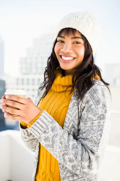 Smiling woman wearing winter clothes — Stock Photo, Image