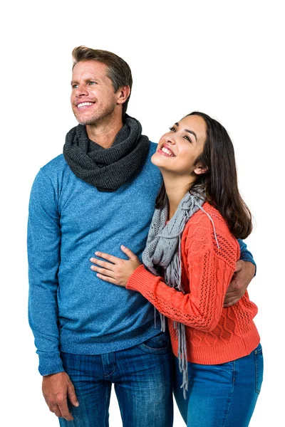 Casal feliz olhando para longe — Fotografia de Stock