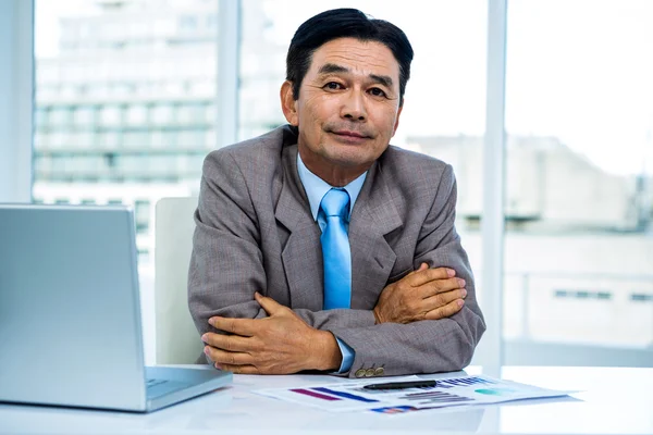 Porträt eines asiatischen Geschäftsmannes — Stockfoto