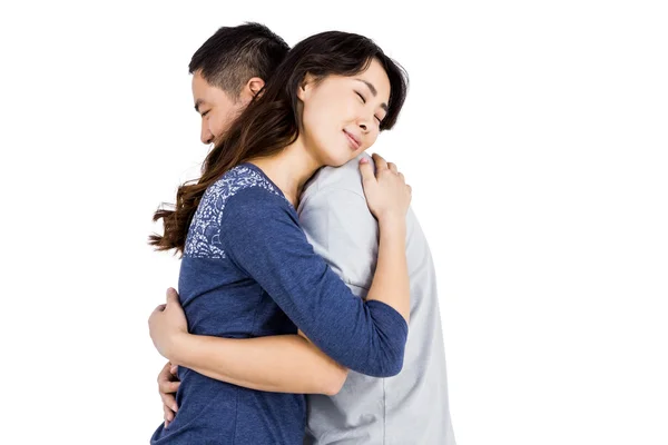 Casal feliz abraçando — Fotografia de Stock