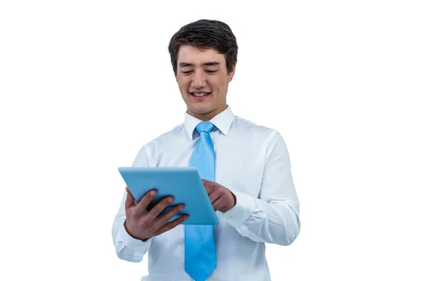 Lachende Aziatische zakenman met zijn tablet — Stockfoto