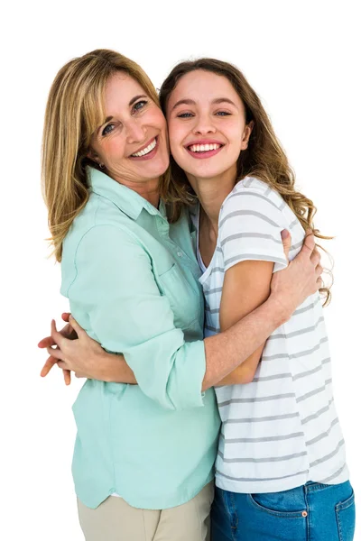 Mãe e filha abraçando — Fotografia de Stock