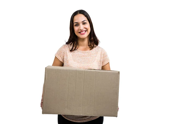Mulher alegre com caixa de papelão — Fotografia de Stock