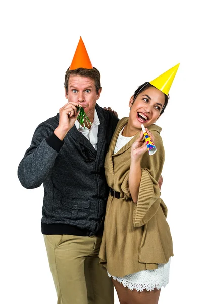 Alegre pareja celebrando cumpleaños —  Fotos de Stock