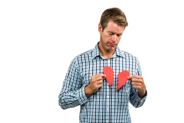 Triste hombre sosteniendo roto el corazón —  Fotos de Stock