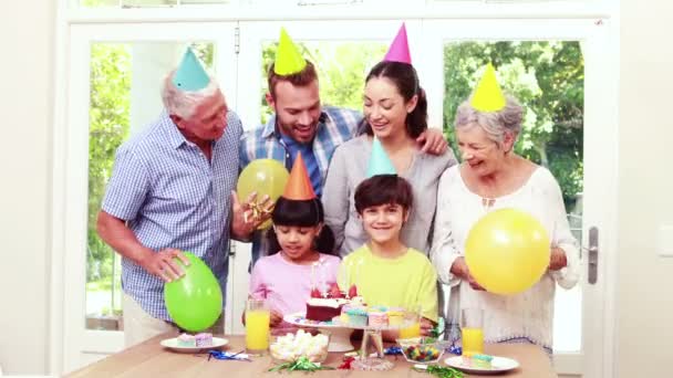 Happy family celebrating birthday — Stock Video