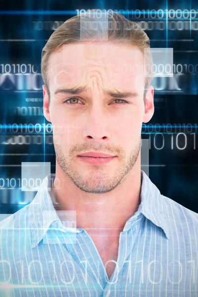 Twijfelachtig man in shirt — Stockfoto