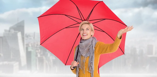 Woman checking to see if its raining — Stock Photo, Image