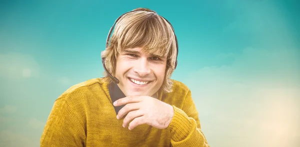 Hipster zakenman met headset — Stockfoto