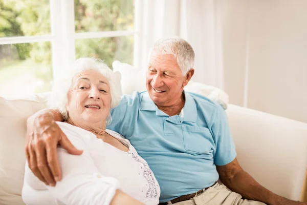 Cute senior couple hugging — Stock Photo, Image