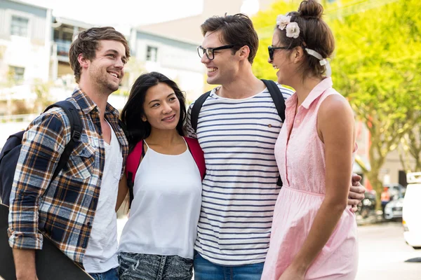 Amici dell'anca che parlano — Foto Stock