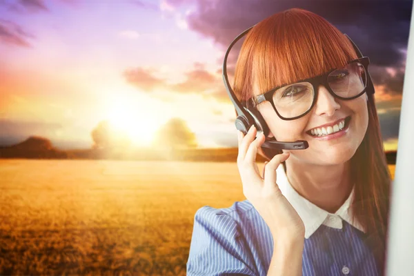 Sammansatt bild av attraktiva hipster kvinna med headset — Stockfoto