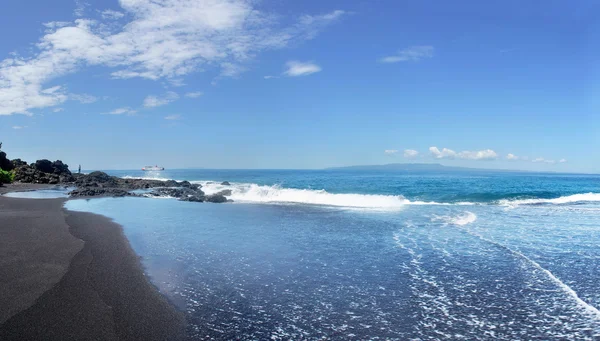 Widokiem na ocean na Bali — Zdjęcie stockowe