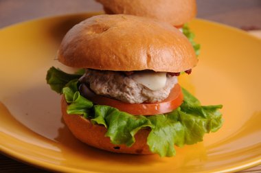 Tavuk Burger Barbekü