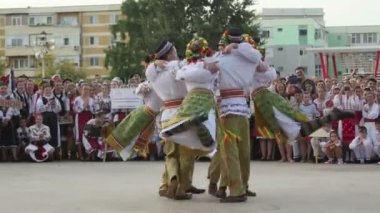 Uluslararası Folklor Festivali Ukrayna geleneksel dans 
