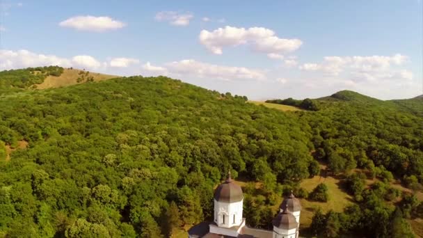 Vista aérea del monasterio — Vídeo de stock