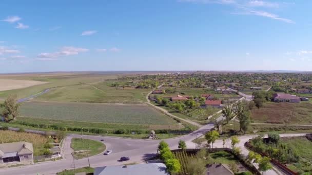 Kleines Dorf in Rumänien — Stockvideo