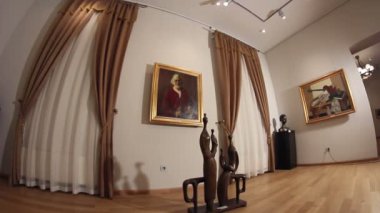 Galeri resim ve heykel. dolly vurdu.