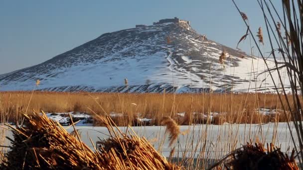 Forteresse médiévale en hiver — Video