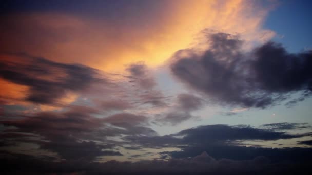 Nubes del atardecer timelapse — Vídeo de stock