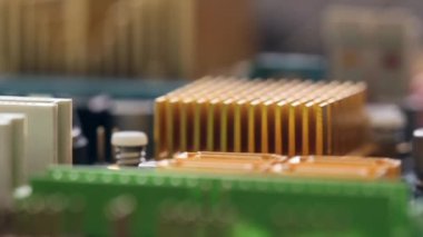 Bilgisayar anakart hareket