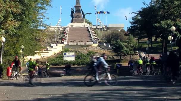 Dobrogea, Roumanie - 11 octobre 2011 : Forteresses de Dobrogea sur le circuit à vélo — Video