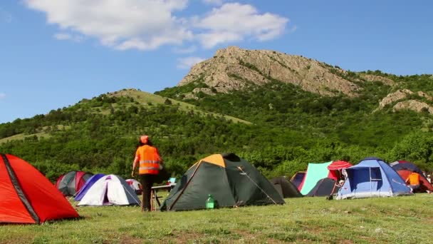 Festival de turismo ecológico, parque de campismo. (timelapse ) — Vídeo de Stock