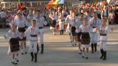 Ağustos'ta Uluslararası Folklor Festivali'nde Moldova geleneksel dans 04, 2012 Tulcea, Romanya.