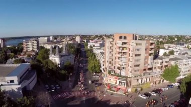 Geleneksel kostüm geçit havadan görünümü