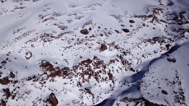 A group of climbers is walking in the mountains. — Stock Video