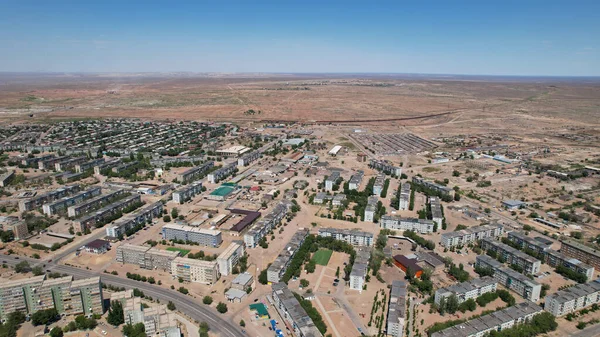 Küçük Balkhash kasabasının insansız hava aracı görüntüsü.