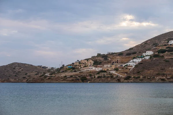 Vue Des Bâtiments Sur Colline Paralia Gialos Île Ios Grèce — Photo