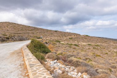 Yunan dağı, Ios Adası, Kiklad Takımadaları, Avrupa 'daki manzara manzarası.