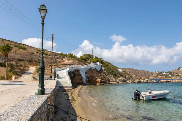 Chora Île Ios Grèce Septembre 2020 Bateaux Amarrés Quai Port — Photo