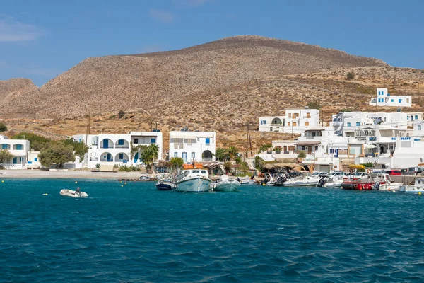 Folegandros Island Griekenland September 2020 Snijders Motorboten Aangemeerd Jachthaven Van — Stockfoto