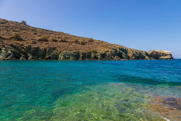 Vista Della Costa Della Spiaggia Agios Georgios Dell Isola Folegandros — Foto Stock
