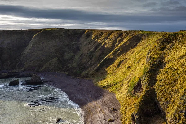 Vista Costa Con Acantilado Playa Castle Haven Dunnottar Castle Area — Foto de Stock