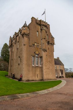 Crathes Castle, İskoçya, İngiltere - 06 Şubat 2016: Crathes Castle, Aberdeenshire 'da bulunan 16. yüzyıl kulesi.