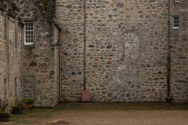 Sauchen, Inverurie, İskoçya ve yeşil bahçelerdeki Fraser Kalesi 'nin arka tarafında. Abeerdeenshire, İskoçya, İngiltere.