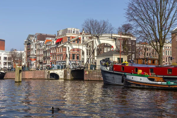 Amsterdam Netherlands March 2016 Skinny Bridge Magere Brug Amstel Canal — Stock Photo, Image