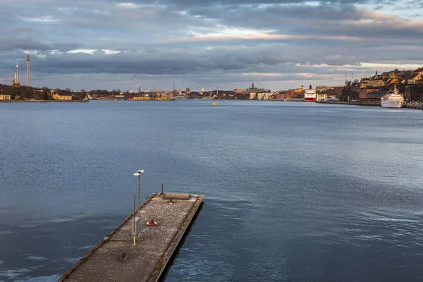 Estocolmo Suécia Abril 2016 Vista Orla Marítima Ilha Riddarholmen Gamla — Fotografia de Stock